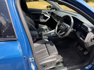 /photos/9374/08082ff0-b50b-484d-99e7-9645845cc368_i320x240.jpg