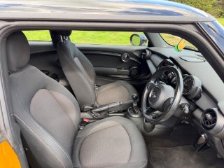 /photos/9374/351e74f5-94b4-4f70-81c5-a993ed3c4dda_i320x240.jpg